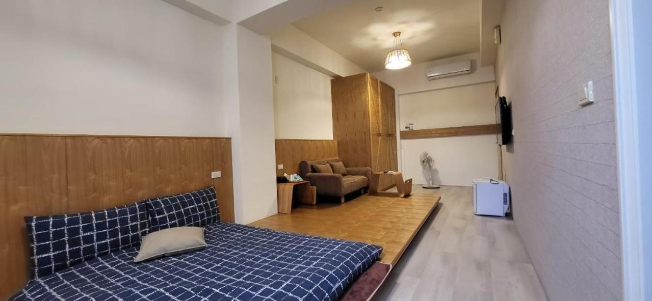 Meow G Cafe Hostel Hualien Værelse billede