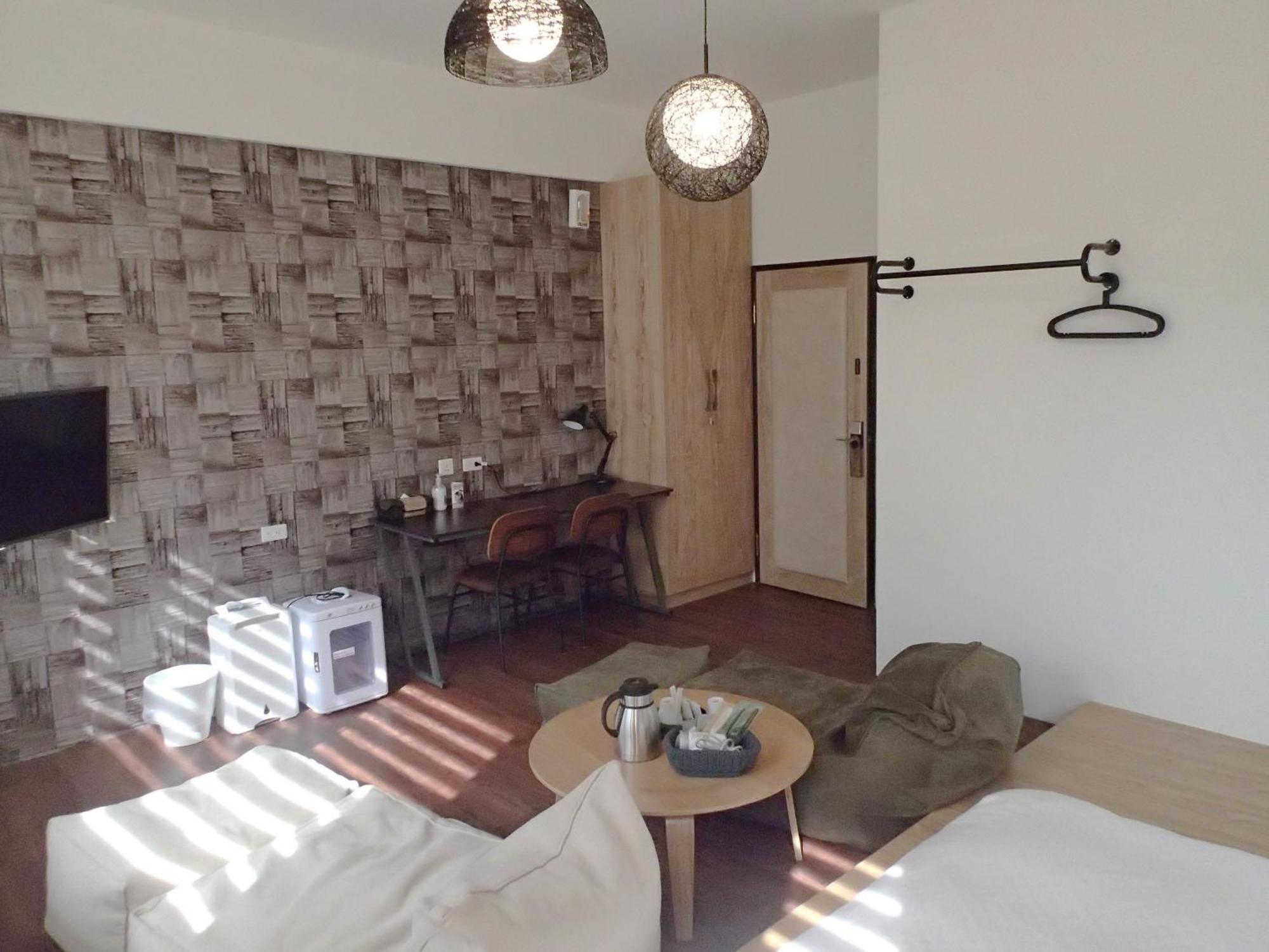Meow G Cafe Hostel Hualien Værelse billede