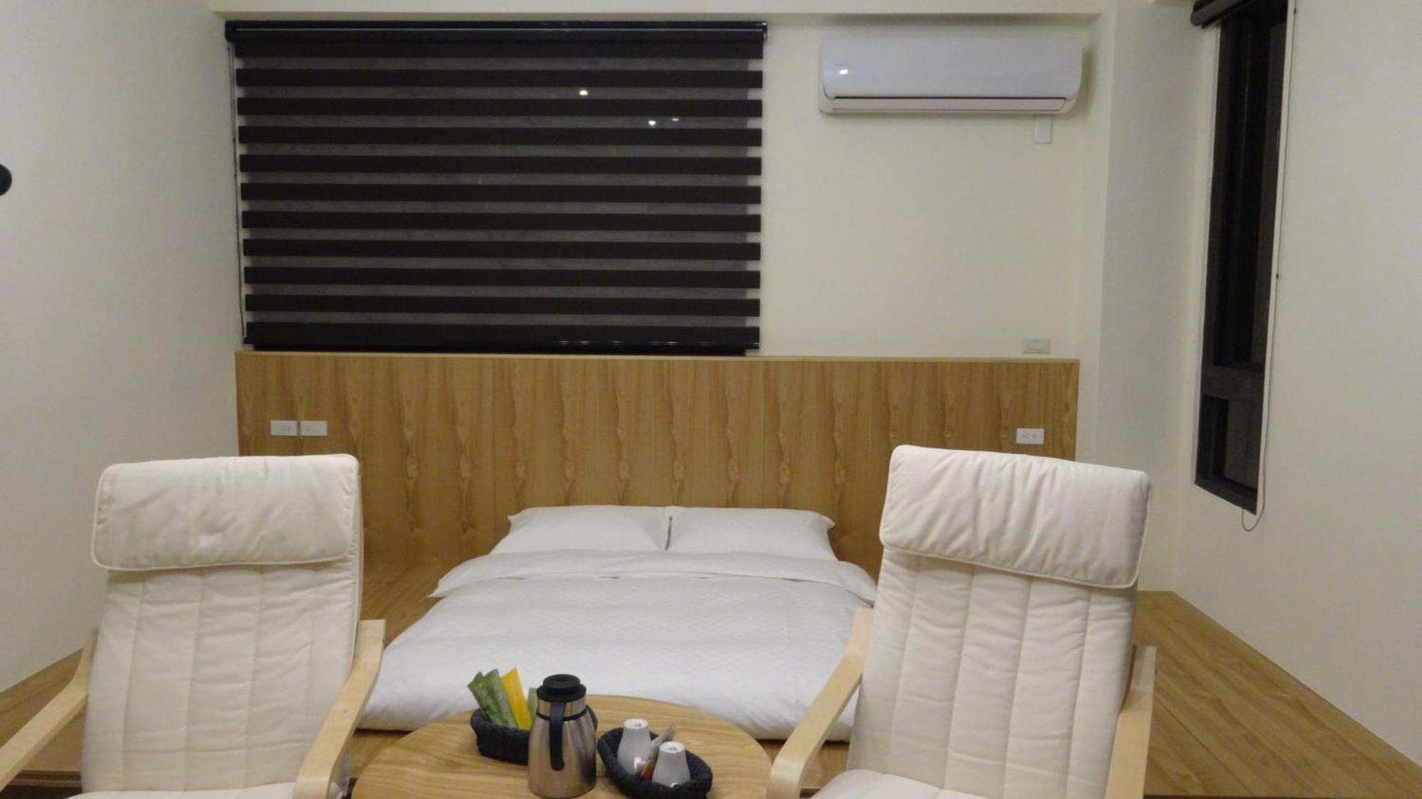 Meow G Cafe Hostel Hualien Værelse billede