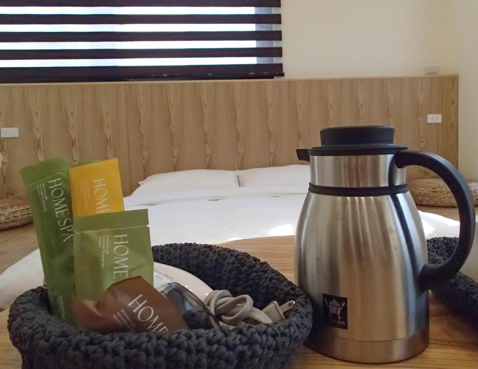 Meow G Cafe Hostel Hualien Værelse billede