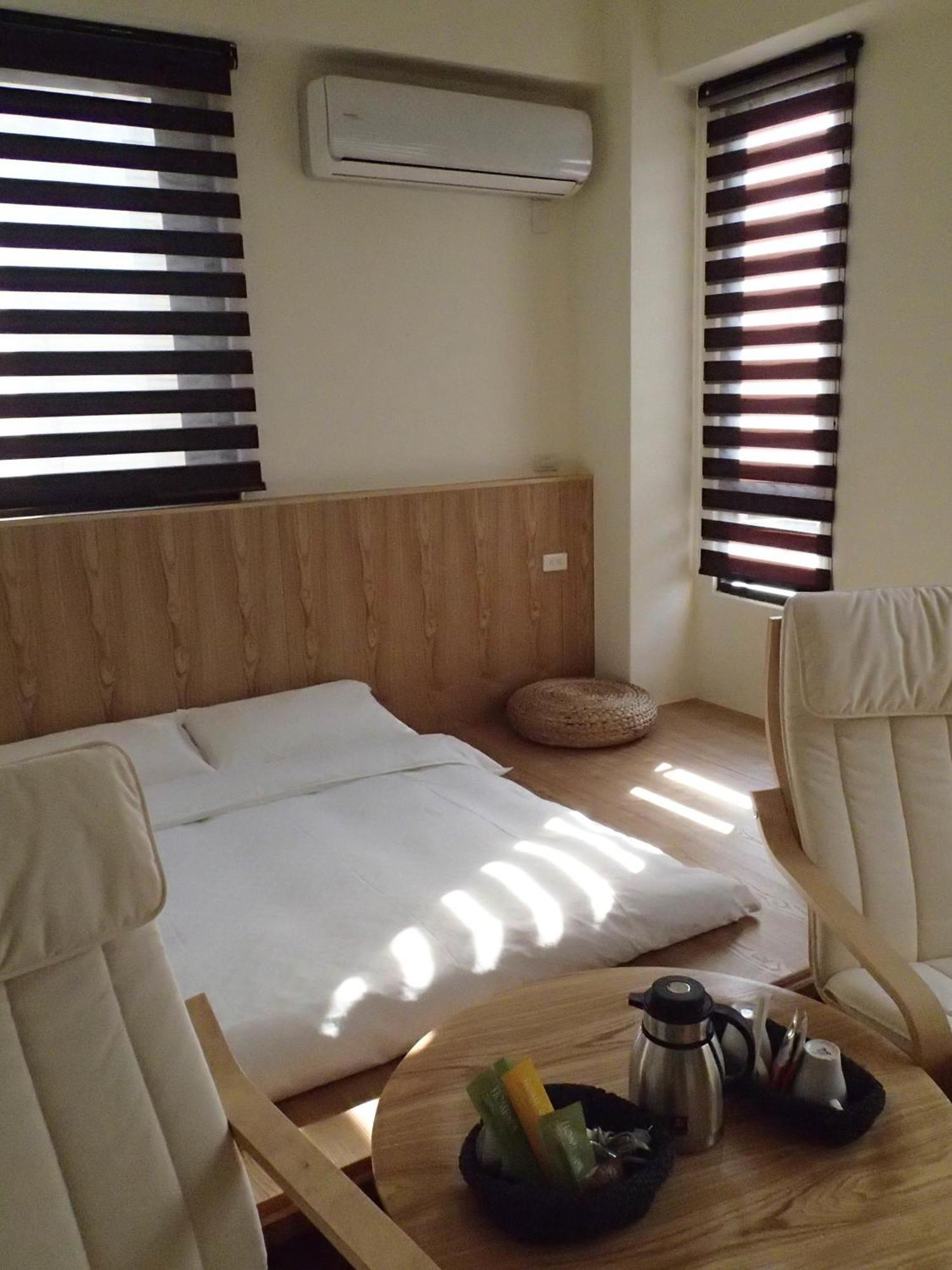 Meow G Cafe Hostel Hualien Værelse billede